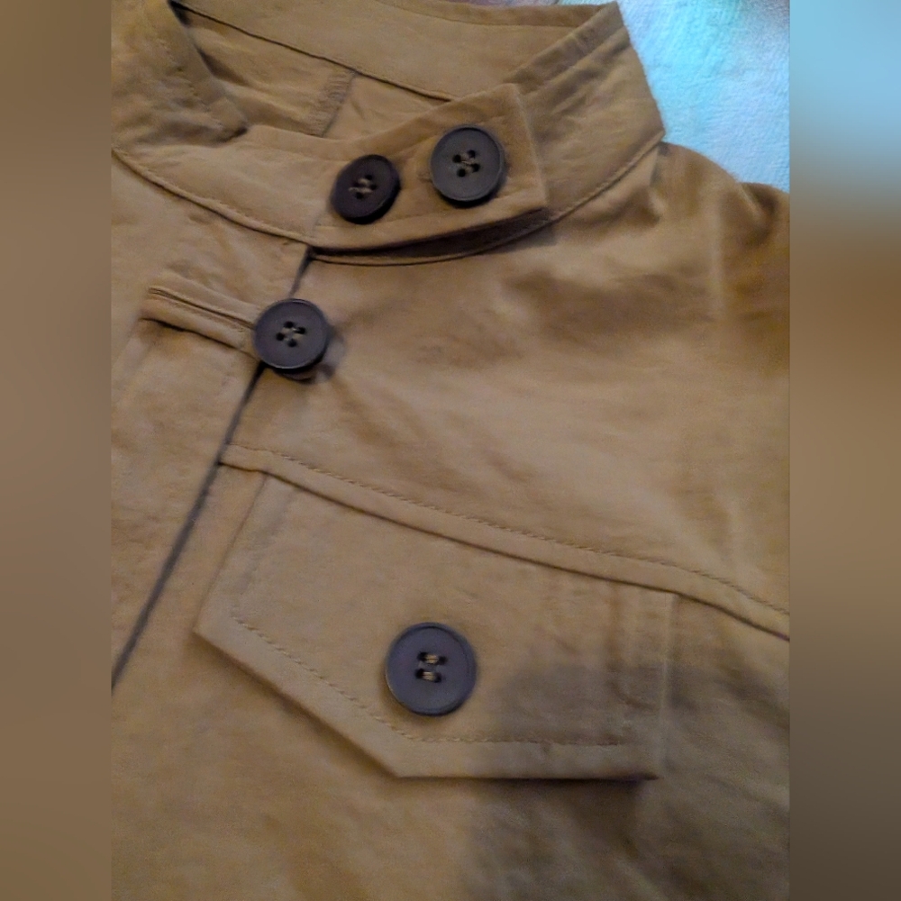 2/$50 Brand New Ladies Crop Outer - Picture 3 of 5